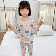 パジャマ 子供用 キッズ ベビー ジュニア 上下セット 男の子 女の子 寝間着 寝巻 長袖 長ズボン プルオーバー ラウンドネック 恐竜 ウサギ アニマル 車 おしゃれ かわいい 7分袖 クロップド丈 総柄 男児 女児 子ども こども