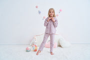 子供用パジャマ キッズ セットアップ 上下セット 2点セット ルームウェア 長袖 花柄 小花柄 フラワー 長ズボン ロングパンツ プリント ウエストゴム 春 秋 部屋着 寝間着 寝巻き トップス ボトムス 女の子 女児 こども服 子ども服 90cm 100cm 110cm 120cm 130cm ボタン