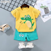 セットアップ 上下セット Tシャツ 半ズボン ハーフパンツ キッズ 子供服 子ども服 ベビー 赤ちゃん 男の子 女の子 80cm 90cm 100cm 110cm 120cm 73cm 130cm 男女兼用 トップス ボトムス 半袖 丸首 ラウンドネック ゴムウエスト ショートパンツ 総柄 イラスト ボーダー カラフル 恐竜 クマ 動物 ピンク ブルー カジュアル ポップ かわいい キュート