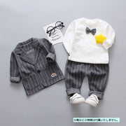 セットアップ 3点セット スーツ トップス トレーナー 長袖 長ズボン ジャケット パンツ キッズ ベビー 子供服 男の子 女の子 おしゃれ かっこいい 蝶ネクタイ ピンストライプ ポケット カジュアル フォーマル きちんと感