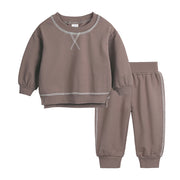 セットアップ 上下セット ２点セット ルームウェア パジャマ キッズ ベビー 子供 女の子 男の子 トップス ボトムス 長袖 トレーナー ロングパンツ 長ズボン 丸首 ステッチ 無地 単色 シンプル かっこいい かわいい おしゃれ