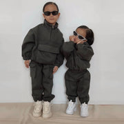 セットアップ 上下セット ２点セット キッズ 子供 男の子 女の子 トップス ボトムス スウェット トレーナー ハーフジップ プルオーバー 長袖 長ズボン ロングパンツ 襟付き かっこいい かわいい おしゃれ シンプル