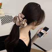 シュシュ 2個セット レディース 女性 ヘアアクセサリー リボン サテン調 シフォン フェイクパール ロングリボン 無地 まとめ髪 ヘアアレンジ きれいめ 上品 おしゃれ かわいい プレゼント 贈り物 プチギフト