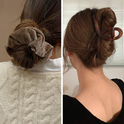 シュシュ バンスクリップ 2点セット レディース 女性 ヘアアクセサリー 大きめ ベロア調 クロス ブラウンマーブル つや消し まとめ髪 ヘアアレンジ きれいめ 上品 おしゃれ かわいい