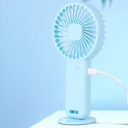 携帯扇風機 冷感タオル 2点セット ケース付き USB充電式 ハンディファン ポータブル扇風機 クールタオル 暑さ対策 持ち運び 卓上 スマホスタンド 手持ち コンパクト 通勤 通学 スポーツ アウトドア レジャー