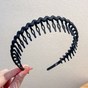 ヘアアクセサリー 3点セット レディース カチューシャ ヘアクリップ バレッタ シュシュ 髪飾り まとめ髪 上品 きれいめ 大人かわいい プレゼント ギフト 贈り物