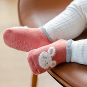 靴下 ショートソックス くるぶし丈 ベビー キッズ 子供用 女の子 男の子 くつ下 滑り止め 暖かい あったか アニマル 動物 うさぎ くま ペンギン キュート かわいい カジュアル おしゃれ お出かけ 普段使い お出かけ 男児 女児