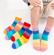 靴下 クルーソックス 5足セット 子供用 キッズ 男の子 女の子 ショート丈 カラフル 虹 レインボー 可愛い デイリー カジュアル 通学 通園 運動会 快適 室内 男児 女児