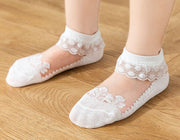 ショートソックス クルーソックス ベビー キッズ 女の子 子供用 ソックス 靴下 くつ下 フリル レース 刺繡 お花 フラワー メッシュ くるぶし丈 通気性 薄手 シースルー 単色 シンプル かわいい おしゃれ カジュアル お出かけ