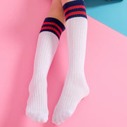 ハイソックス ロングソックス キッズ ジュニア 子供用 子ども用 女の子 男の子 ユニセックス 男女兼用 靴下 くつした ロング丈 膝下丈 裾ボーダー 無地 ブラック ホワイト ブルー シンプル カジュアル 可愛い キュート ライトフォーマル おしゃれ