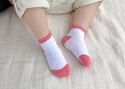 子供用ショートクルーソックス 6足セット キッズ ベビー 子ども 靴下 くつ下 滑り止め付き 防滑 伸縮 通気 保温 吸水性 無地 単色 ボーダー バイカラー ソリッドカラー シンプル カジュアル かわいい おしゃれ 上品 お出掛け お呼ばれ おめかし 普段使い 通園 合わせやすい こども 女の子 男の子 ガールズ ボーイズ 乳幼児 新生児 プレゼント ギフト 贈り物 お祝い