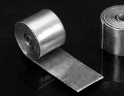 板おもり 重り オモリ 錘 仕掛け用 鉛皮 鉛錘 ロール 釣り用品 フィッシンググッズ ソフト 柔らかい フリーカット シート リード シンカー ストリップ 川釣り 野釣り 競技釣り 単色