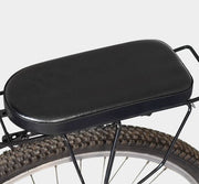 自転車用荷台クッション リアキャリアクッション 荷台シート クッション ベルト付き 自転車用品 バックル式 簡単取付け レザー調