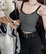 キャミソール レディース 婦人服 トップス ノースリーブ ショート丈 着丈短め 肩出し おしゃれ かわいい インナー用 デイリー カジュアル 普段使い