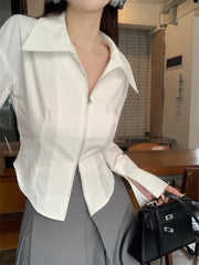 シャツ 長袖 レディース 女性 婦人服 トップス 前開き ファスナー チャック レギュラーカラー 角襟 タイト 細身 おしゃれ かわいい カジュアル 単色 無地 白