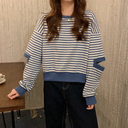 トレーナー 長袖 レディース 女性 トップス ラウンドネック デザインカット ボーダー柄 お洒落 カジュアル 大きいサイズあり お出かけ 普段使い  婦人服 ブラック ブルー