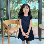 オールインワン つなぎ キッズ ベビー 子供 女の子 ノースリーブ 肩フリル ウイングショルダー 膝丈 ショートパンツ 無地 シンプル カジュアル おしゃれ かわいい お出かけ 女児 子ども こども 子供服