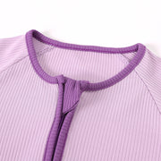 カバーオール つなぎ ロンパース ベビー 赤ちゃん 子供服 男の子 女の子 男女兼用 長袖 長ズボン ラウンドネック ファスナー ジッパー 無地 リブ生地 おしゃれ かわいい カジュアル シンプル デイリー お出かけ 普段着 贈り物 ギフト 青 緑 紫