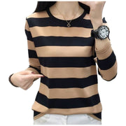 カットソー レディース 女性 トップス Ｔシャツ 長袖 ボーダー Uネック 春秋 春服 秋服 カジュアル シンプル かわいい おしゃれ カラバリ豊富 ブラック ホワイト レッド