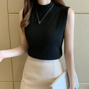 ノースリーブニット レディース プチハイネック トップス 無地 単色 タイト スリム リブ すっきり 大人 シンプル 重ね着 着回し 袖なし プルオーバー デイリー カジュアル オフィス お出かけ 女性用 婦人用