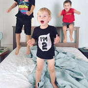 Tシャツ 子供服 キッズ ベビー 男の子 女の子 半袖 カットソー プリント ロゴ 綿 ニット クール かっこいい アルファベット モノクロ シンプル 子供用 ラウンドネック シャツスリーブ 数字