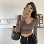 カットソー 長袖 ショート丈 レディース 女性用 トップス Vネック Tシャツ 無地 着回し 定番 大きいサイズあり おしゃれ カジュアル シンプル お出かけ 部屋着 デイリー デート 旅行 女の子 婦人服 白 黒 ベージュ ブラウン