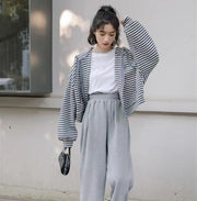 ジップアップパーカー 夏 春 通気性 薄手 紫外線対策 ボーダー マリン 長袖 レディース 女性 婦人 大きいサイズ トップス ライトアウター フード付き ドロップショルダー ゆったり ファスナー 前開き フード紐 ポケット付き カジュアル かわいい ゆったり ラフ おしゃれ シンプル 黒 青