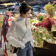 ブラウス 長袖 レディース トップス シャーリング ハイネック フリル ボリューム袖 ベルスリーブ レース 透け感 婦人服 女性用 ソリッドカラー フェミニン 大人女子 おしゃれ ホワイト ブラック 白 黒 春 秋 夏 薄手 1枚で決まる