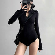 ボディスーツ レディース 女性 トップス カットソー トップス 長袖 ロングスリーブ ハイネック 薄手 前開き ジップアップ ファスナー チャック 無地 シンプル カジュアル クール かっこいい シック 可愛い キュート タイトファッション 春 秋