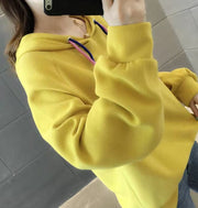 パーカー プルオーバー レディース 女性 婦人服 トップス 長袖 フード付き 大きいサイズ ゆったり ラフ フード紐 裏起毛 あったか 防寒 タグ付き 単色 無地 袖リブ オフショルダー ベーシック カジュアル シンプル 着回し 定番 おしゃれ かわいい かっこいい レトロ お出かけ 部屋着 運動 黄 緑 青 紫 ベージュ