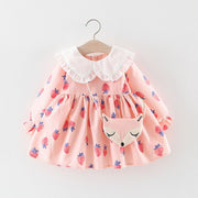ワンピース 長袖 ミニ丈 ひざ上 ポシェット風 飾り付き 襟付き イチゴプリント 子供服 ベビー キッズ 女の子 かわいい キュート キツネ ピーターパンカラー おしゃれ フレアスカート お出かけ 子ども