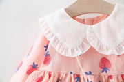 ワンピース 長袖 ミニ丈 ひざ上 ポシェット風 飾り付き 襟付き イチゴプリント 子供服 ベビー キッズ 女の子 かわいい キュート キツネ ピーターパンカラー おしゃれ フレアスカート お出かけ 子ども