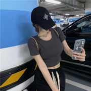 カットソー 半袖 レディース ショート丈 クロップド丈 短め カットアウト バックコンシャス おしゃれ かわいい かっこいい 肌見せ ヘルシー セクシー  Tシャツ クルーネック カジュアル デイリー お出かけ ストリート ヨガ フィットネス 女性用 婦人服