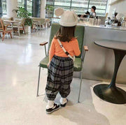 カットソー 長袖 キッズ ベビー 子供服 女の子 男の子 トップス ハイネック プルオーバー 無地 ソリッドカラー 厚手 着回し 定番 カジュアル 普段着 デイリー 外出 お出掛け 通園 通学 女児 男児 女子 男子 こども服