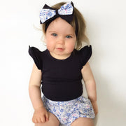 ベビーロンパース ロンパース ノースリーブ 子供服 ベビー服 女の子用 かぶり フリルスリーブ 無地 シンプル ラウンドネック スナップボタン ボタン 夏 出産祝い プレゼント ギフト 贈り物 ボディオール ボディスーツ オールインワン 可愛い かわいい ガーリー キュート カジュアル オシャレ おしゃれ お洒落 子供 こども ベビー 幼児 赤ちゃん 乳児 女の子 女児 70 80 90 100