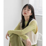 Tシャツ 長袖 ロングTシャツ カットソー レディース 女性 トップス インナー 薄手 ラウンドネック 重ね着 無地 単色 シンプル 着回し 婦人服