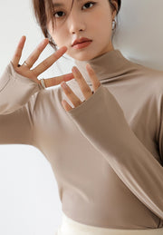 カットソー 長袖 ハイネック 薄手 レディース 女性 婦人 トップス 無地 単色 ベーシック シンプル ベーシック 定番 着回し ヘビロテ かわいい おしゃれ お出かけ 通勤 デイリー 黒 白 ベージュ カーキ 灰 茶 青