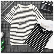 トップス Tシャツ 半袖 ラウンドネック ボーダー しましま モノトーン ホワイト ブラック カジュアル オシャレ 人気 定番 レディース 女性 夏 サマー
