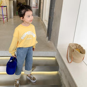 トレーナー 薄手 長袖 子供 キッズ ジュニア 女の子 男の子 トップス ラウンドネック 英字ロゴ カジュアル シンプル 着回し 子供服 着替え ブラック 黒 春 秋 冬 ホワイト 白 グレー 園児 小学生 重ね着におすすめ 男女兼用 未就学児 100cm 110cm 120cm 130cm 140cm 90cm