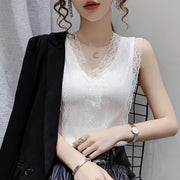 タンクトップ レディース 女性用 トップス レース Vネック 袖なし ノースリーブ 透け感 シースルー おしゃれ かわいい