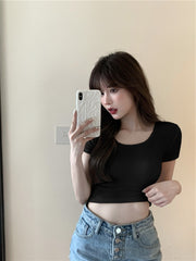 カットソー 半袖 Tシャツ レディース 女性 トップス ラウンドネック タイト ミニ丈 ショート丈 ヘソ出し 無地 単色 シンプル 着回し 婦人服 大きいサイズ