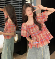 ブラウス ペプラム 半袖 レディース 婦人服 トップス プルオーバー シャーリング 伸縮性 スクエアネック オフショルダー バルーンスリーブ ボリューム袖 チェック柄 バックリボン 肩出し 女性用 可愛い おしゃれ