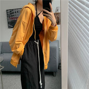 パーカー ジップアップ レディース 女性 トップス アウター 薄手 裏起毛 フーディ― 大きいサイズ 前開き ファスナー ドロップショルダー ゆったり リブ ひも付き 無地 シンプル 単色 ソリッドカラー 羽織 おしゃれ カジュアル 婦人服 M L XL 2XL グリーン ブルー 青 イエロー ブラック 黒 グレー ホワイト 白 ベージュ ピンク 春 秋 冬