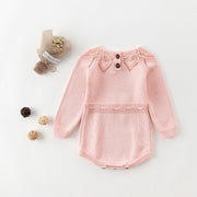 ロンパース カバーオール 長袖 ニット セーター つなぎ ベビー 赤ちゃん キッズ 子供服 女の子 袖リブ かわいい キュート 丸首 ラウンドネック 後ろハーフボタン 出産祝い 贈り物 プレゼント 腰紐 股下ボタン