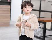 パーカー フーディ キッズ ベビー 子供服 子ども服 赤ちゃん 女の子 男の子 トップス アウター 上着 長袖 もこもこ 暖かい ジップアップ 前開き チャック ジッパー ケモミミ 耳付き 無地 総柄 ボーダー 星 ハート 動物 アニマル かわいい キュート カジュアル ポップ 防寒 ポカポカ 秋 冬