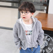 パーカー フーディ キッズ ベビー 子供服 子ども服 赤ちゃん 女の子 男の子 トップス アウター 上着 長袖 もこもこ 暖かい ジップアップ 前開き チャック ジッパー ケモミミ 耳付き 無地 総柄 ボーダー 星 ハート 動物 アニマル かわいい キュート カジュアル ポップ 防寒 ポカポカ 秋 冬