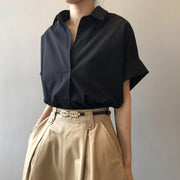 ブラウス レディース 女性用 トップス シャツ 半袖 フレンチスリーブ 無地 シンプル 大きいサイズ きれいめ 上品 カジュアル おしゃれ 黒 白 ブラック ホワイト