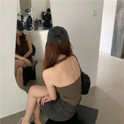 タンクトップ カットソー ピラティス ヨガウェア レディース 女性 トップス ホルターネック ノースリーブ カップ付き 無地 ホワイト ブラック カーキ シンプル クール かっこいい 可愛い キュート フェミニン スポーティ おしゃれ 春 夏