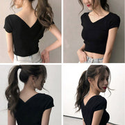 カットソー 半袖 ショート丈 レディース 女性 婦人服 トップス Vネック 大きいサイズ ゆったり ラフ ミニ丈 Tシャツ 単色 無地 へそ出し 肌見せ シンプル かわいい キュート ガーリー お出かけ ベーシック ヘビロテ 定番 夏 黒 白