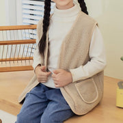 ベスト チョッキ ジレ キッズ 子供用 子ども用 女の子 男の子 ジュニア お揃い ペアルック ノースリーブ 裏起毛 ポケット付き チャック ファスナー ジッパー ボア生地 無地 シンプル カジュアル 可愛い キュート ふわふわ 防寒 秋 冬